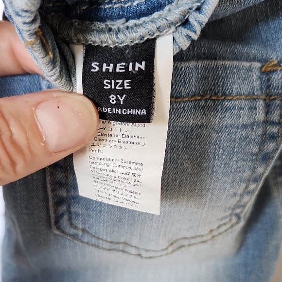 SHEIN Denim Flare Kids Jeans - Picture 2 of 5